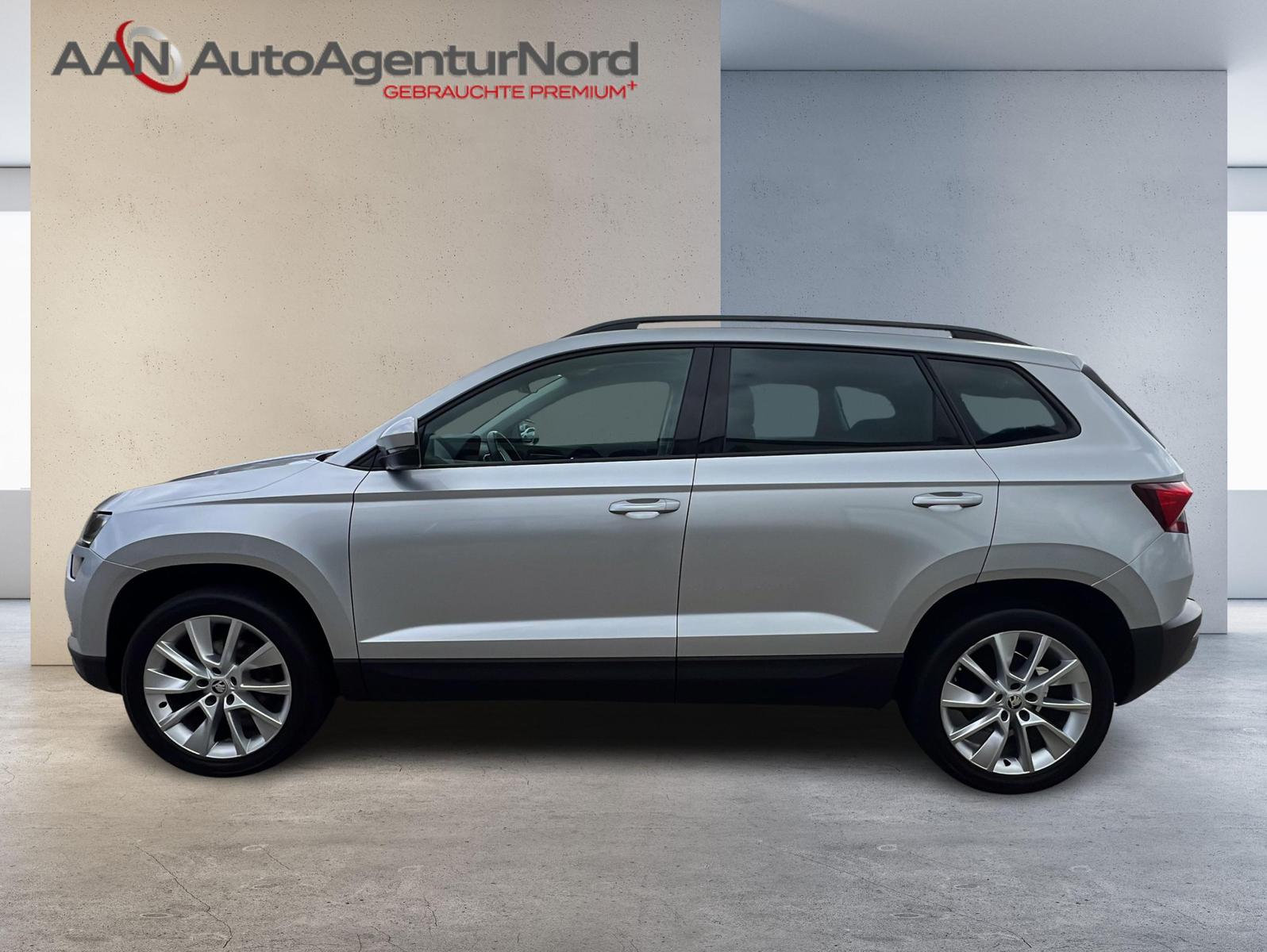 Skoda Karoq 1.6 TDI DSG Style+ACC+AHK+LED+NAVI+PDC