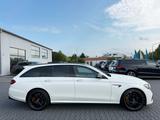 Mercedes-Benz E63S*AMG*4M*DESIGNO*360°ACC*HUD*LED*AHK*WEBASTO* - gebrauchte Mercedes-Benz E 63 AMG aus dem Jahr 2020