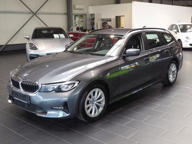 BMW 318d Touring Aut. AHK 8-fach LED Navi