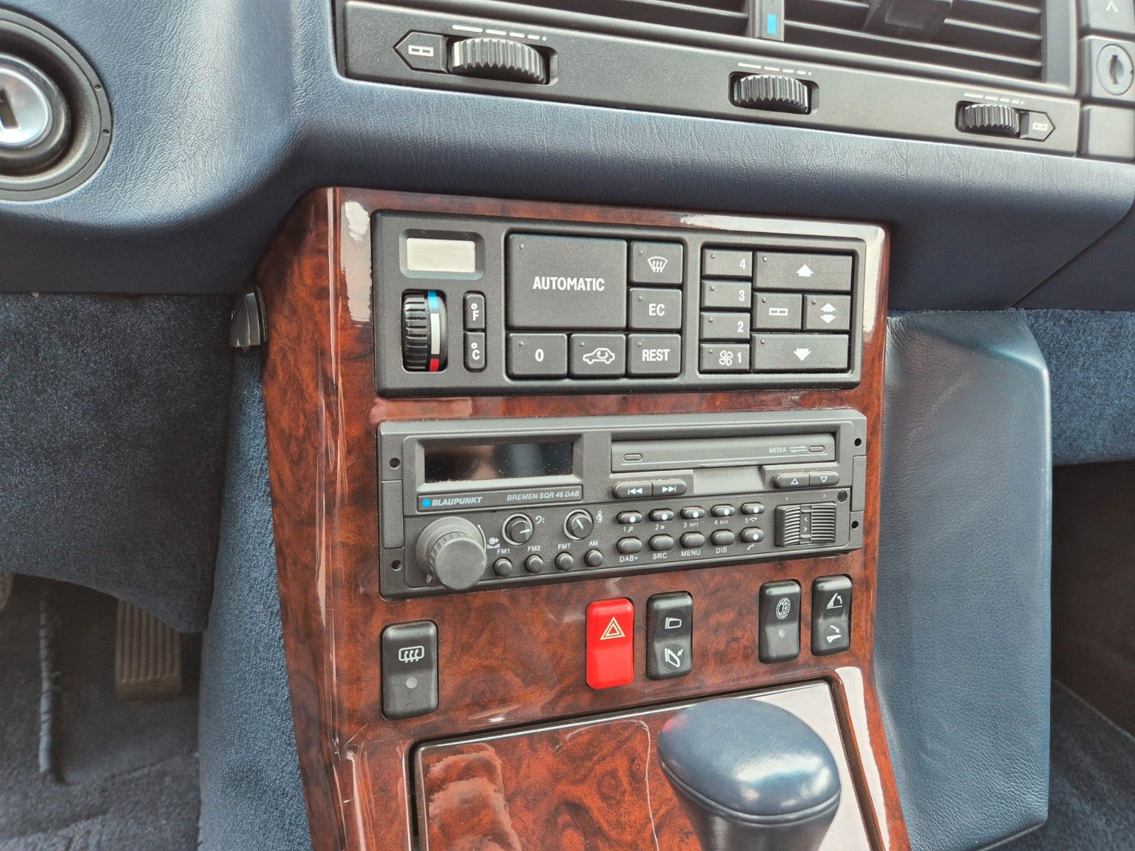 Fahrzeugabbildung Mercedes-Benz SL 500/Originale km/Sammlerzustand/OZ Futura 17"