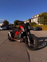 KTM Duke 690 ABS | R Dekor | 2013 | Arrow  - KTM GEBRAUCHT 690 DUKE R