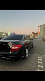 Mercedes-Benz Mercedes 220Cdi w204 AMG Paket Automatik - Mercedes-Benz 220 aus 2011
