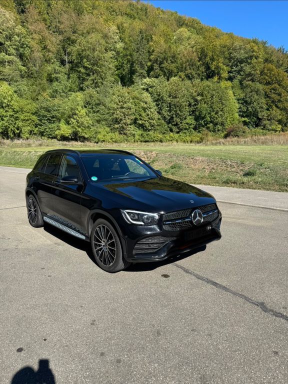 Image of Mercedes-Benz GLC 400