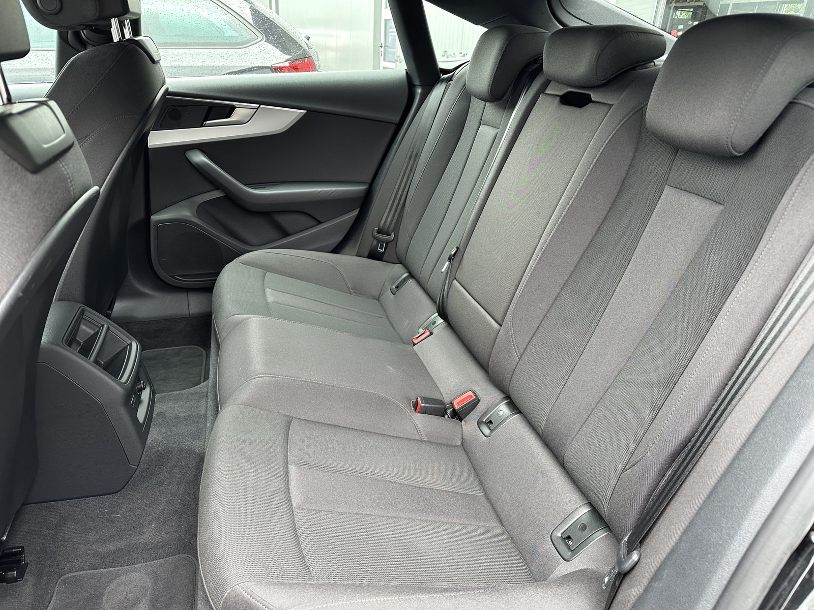 Fahrzeugabbildung Audi A5 SpB 35 TDI Advanced NAV+LED+ACC+KAM+CARPLAY