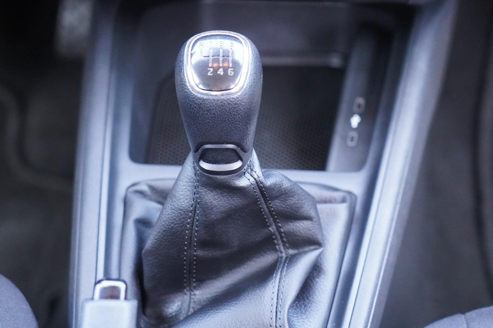 Skoda Kamiq Active MIT 3 JAHREN GARANTIE !!!