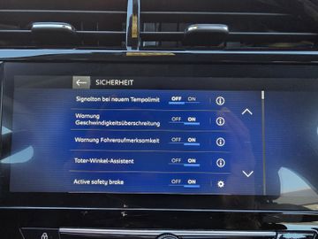 Bild 16 Opel Corsa 1.2 SHZ+LHZ/PDC v+h+CAM/TOTWINKEL/LED