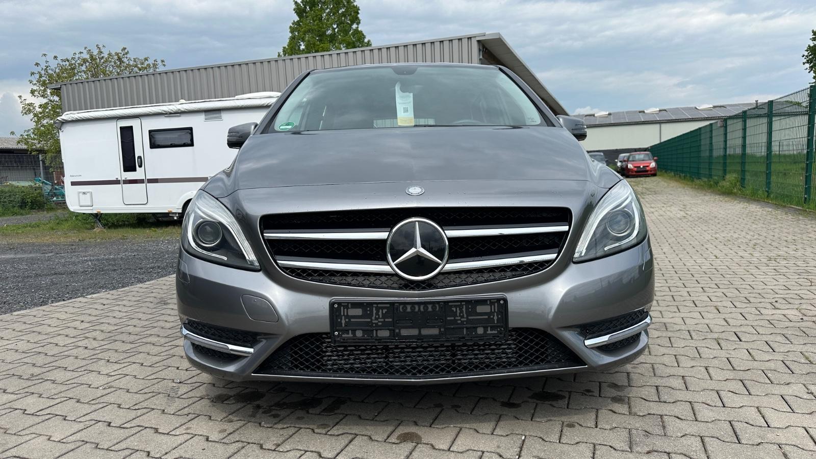 Mercedes-Benz B 180 B B 180 CDI / d