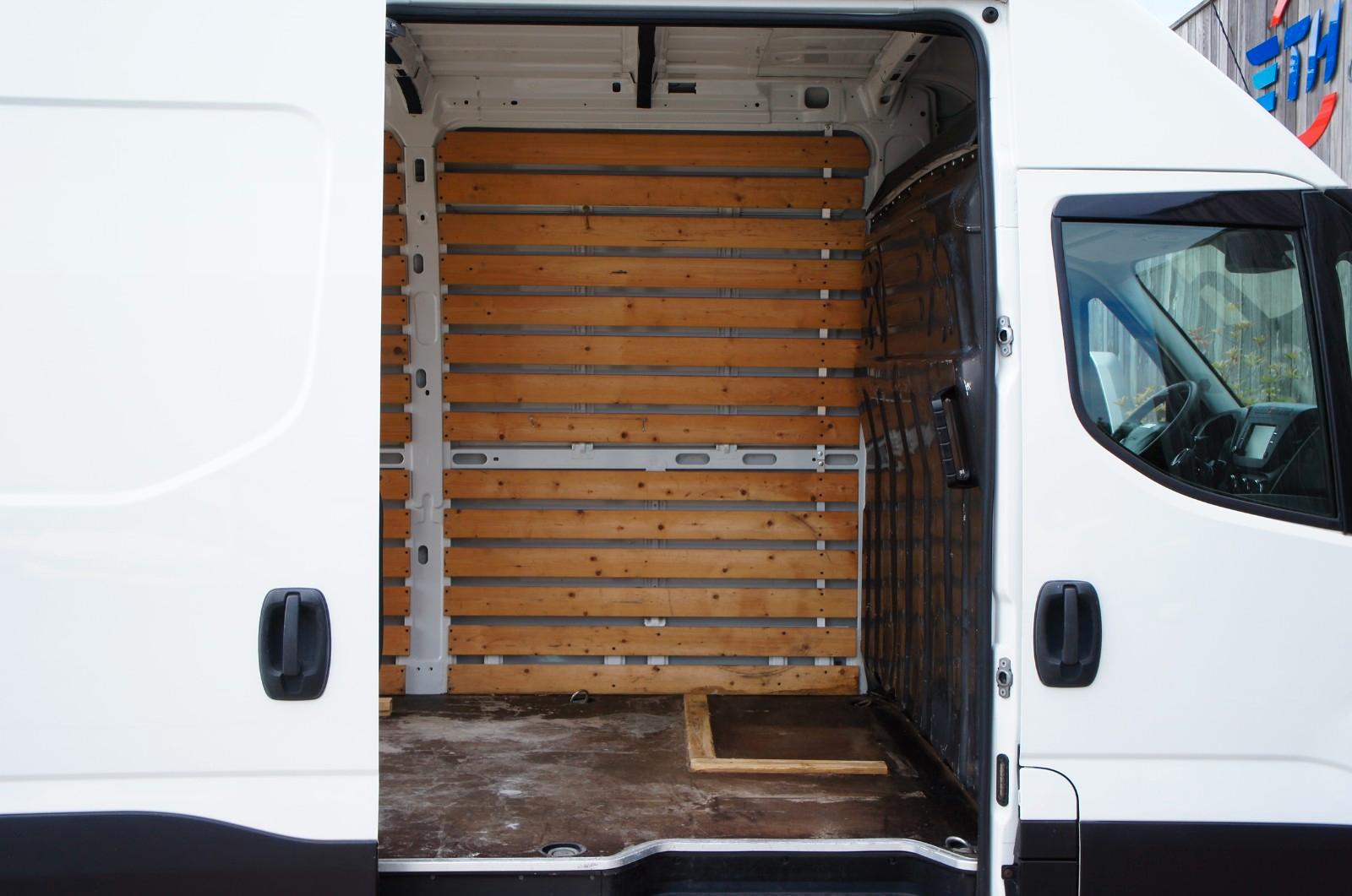 Iveco Daily 35S13 Hi-Matic 2.3 HPi L2H2