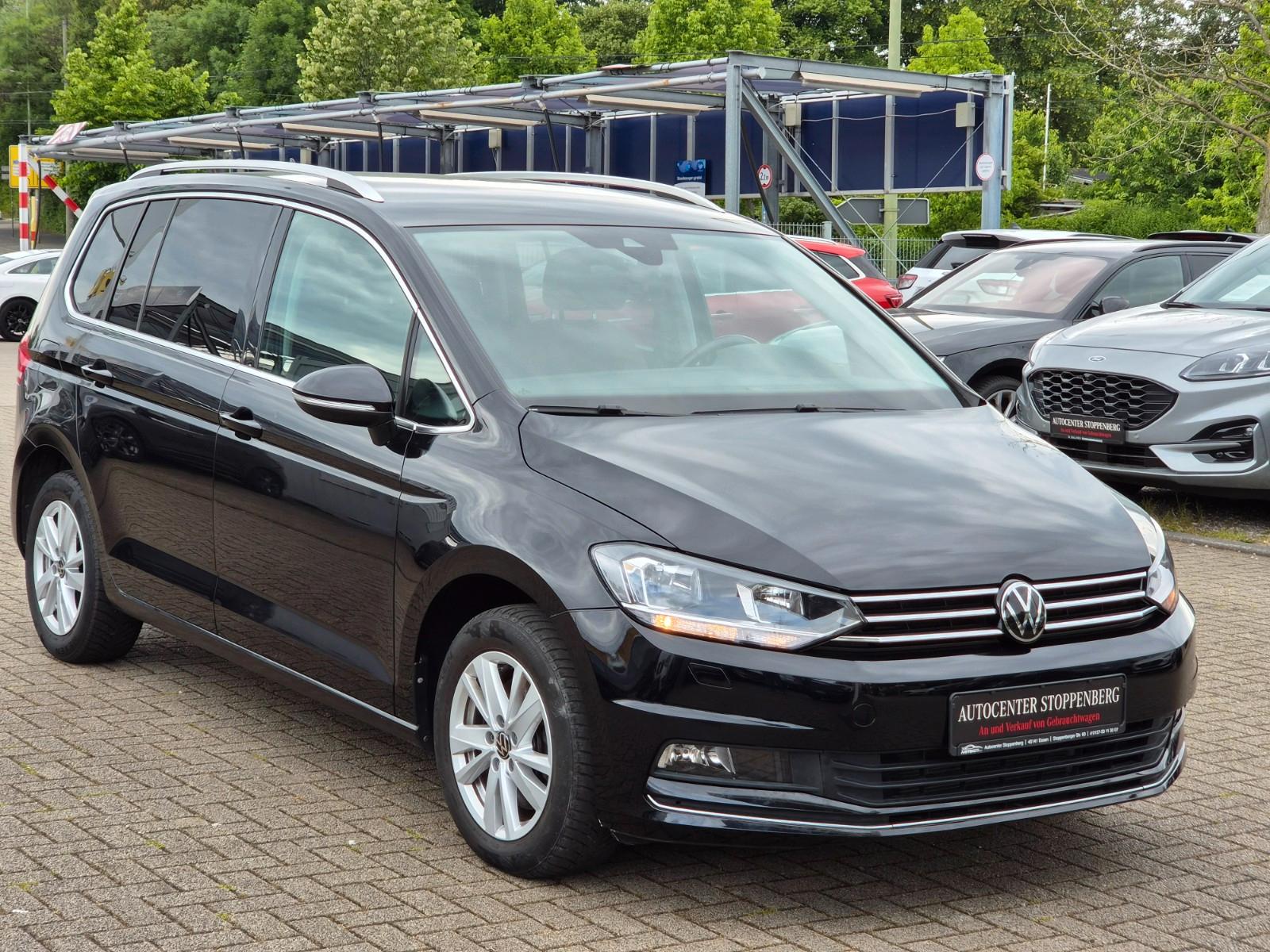 Volkswagen Touran Highline/7-Sitzer/Navi/PDC/Garantie/2.Hd