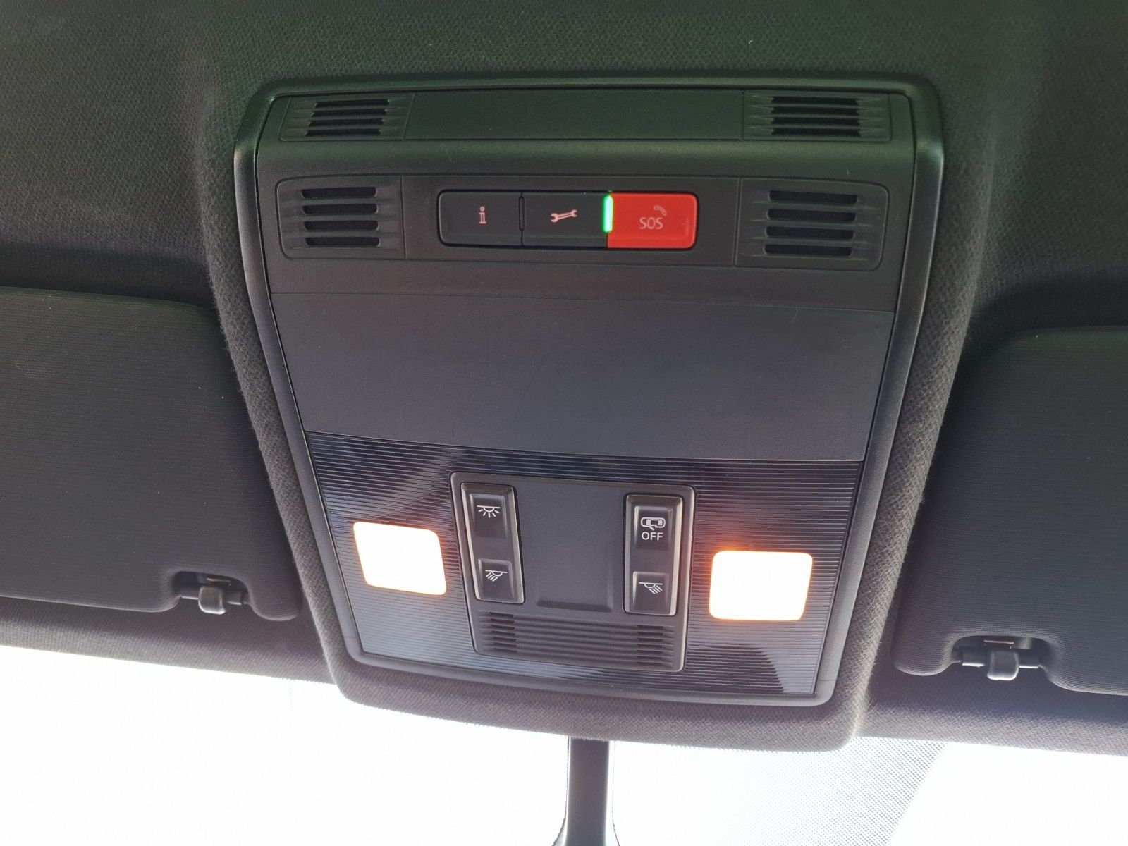 Fahrzeugabbildung SEAT Arona TSI FR-Line Beats LED AHK Navi GRA RFK SH