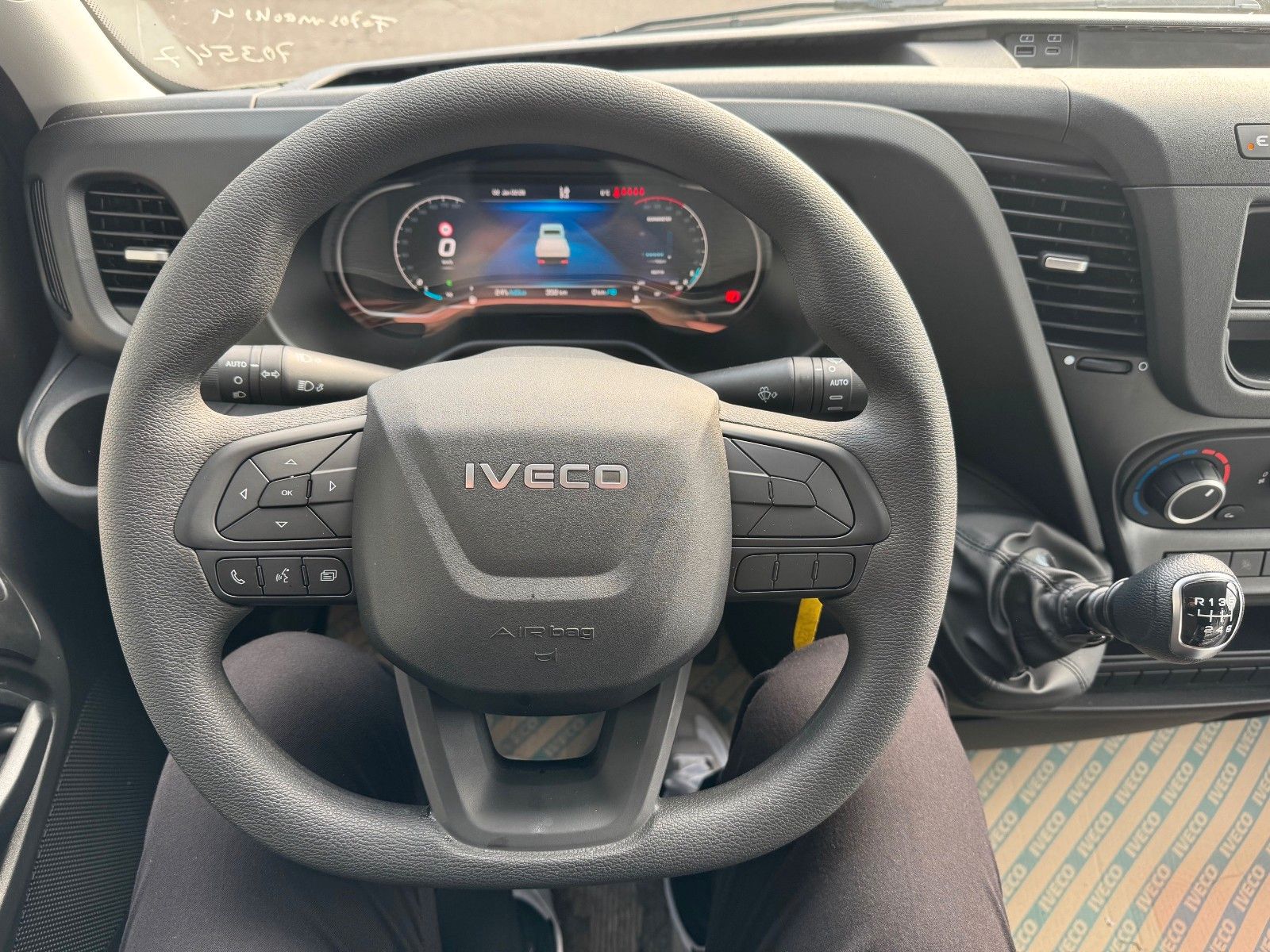 Fahrzeugabbildung Iveco Daily 35S12 *R3.450mm*AHK*