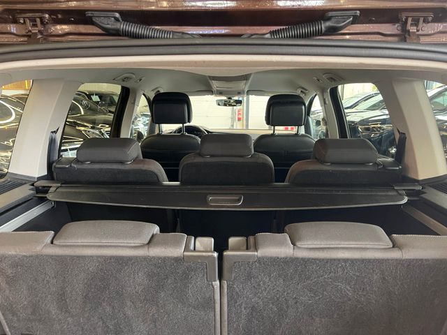 MYAUTOCENTER – Gebraucht- und Jahreswagen mit Werkstattservice in Pfaffenhofen Volkswagen Touran Comfortline BMTStart-Stopp *7-Sitzer*TÜV