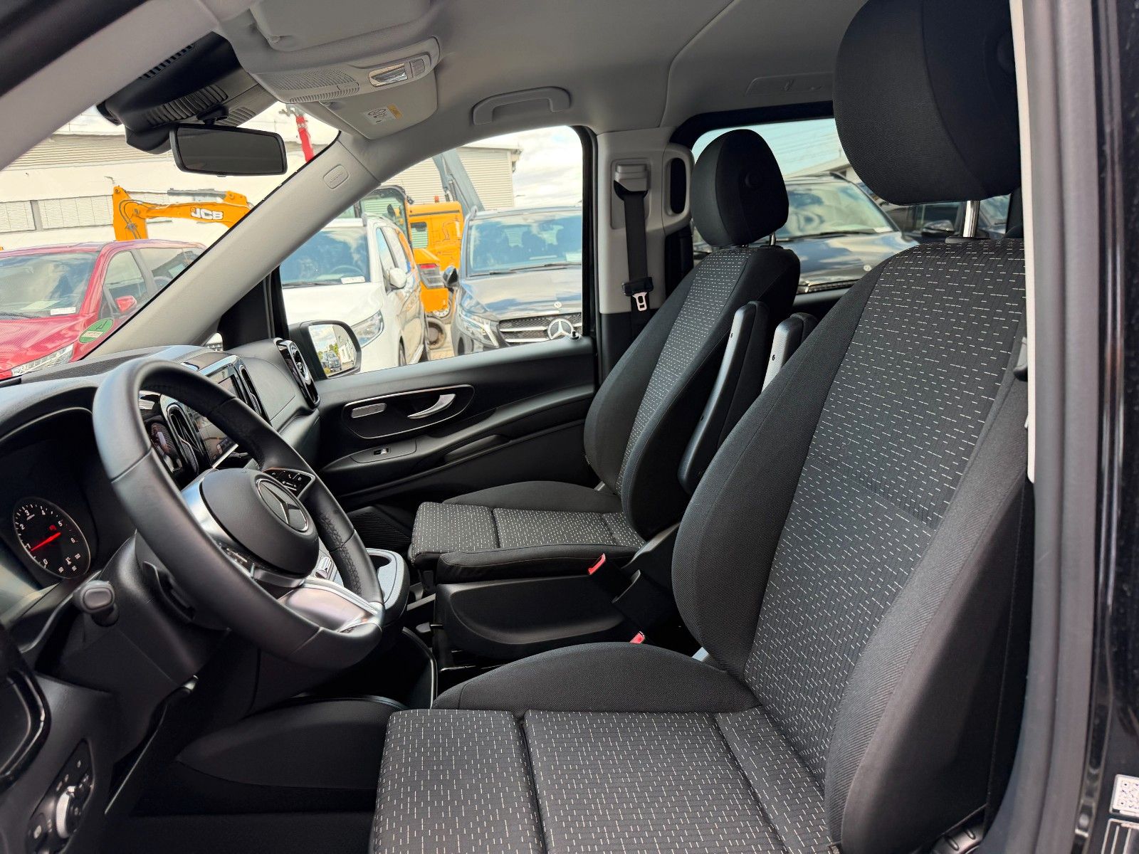 Fahrzeugabbildung Mercedes-Benz Vito 116 CDI 9G Tourer AHK2,5to 2xKlima