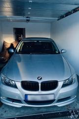 BMW 225i - silberne BMW 225