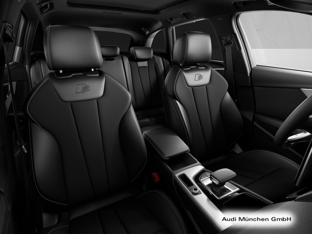 AUDI A4 2024