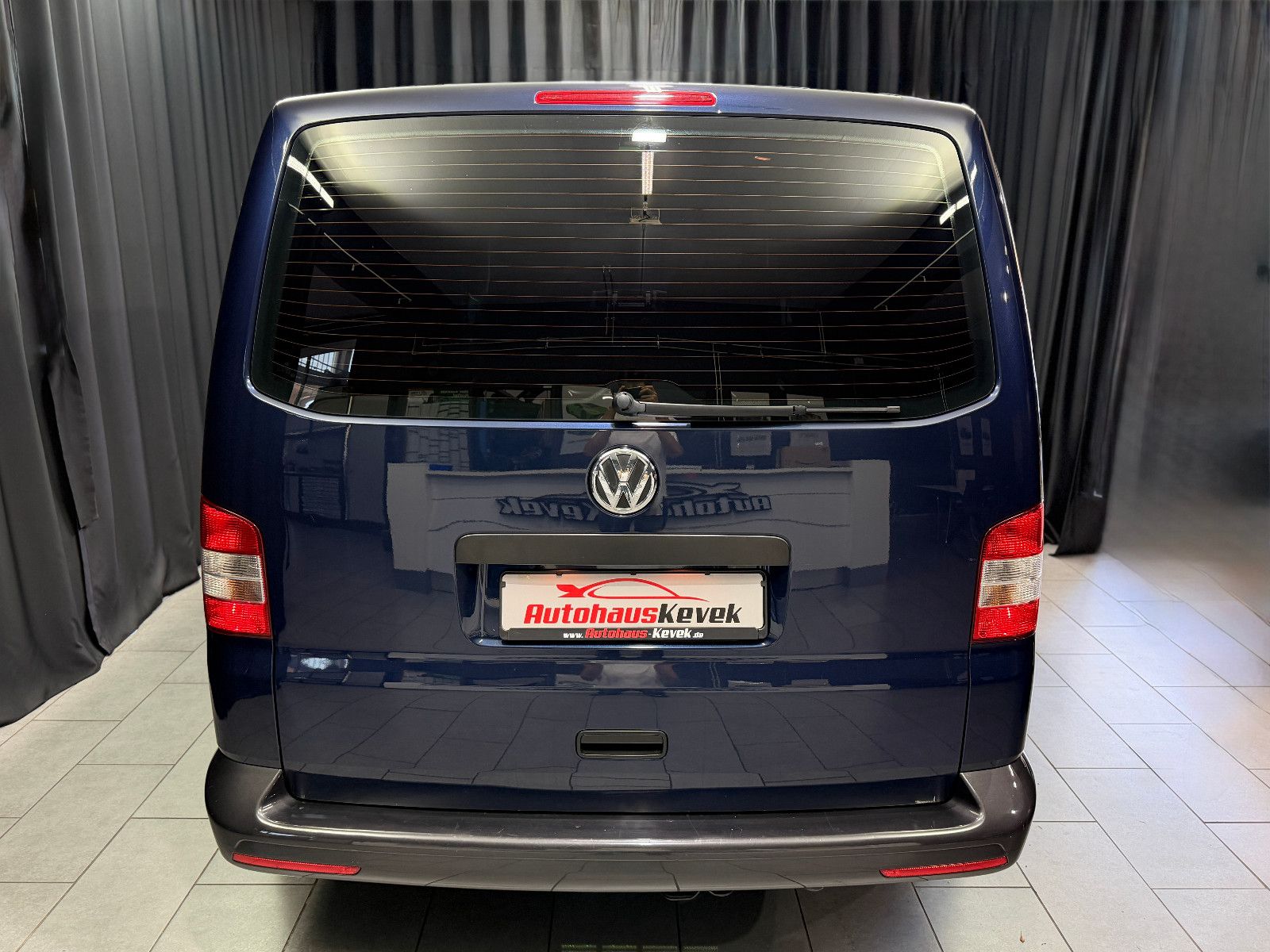 Fahrzeugabbildung Volkswagen T5 Transporter Kasten |KLIMA|1.HAND|RECARO|UMBAU