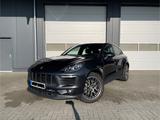 Porsche Macan Garantie Scheckheftgepflegt - Porsche Macan: Privatanbieter