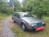 Volvo 940 mit Anhängerkupplung - Volvo 940: Kombi