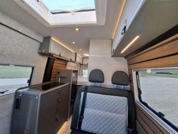 HYMER  ERIBA  HYMERCAR Grand Canyon S CrossOver 600 4x4 AHK 2.8t Leder 