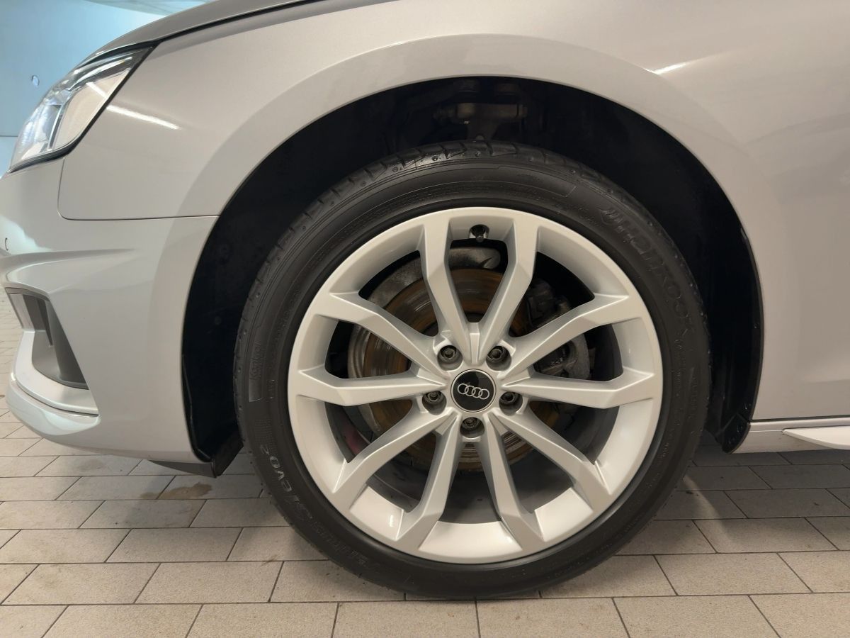 Audi A4 - Bild 15