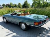 Mercedes-Benz SL 560 - Mercedes-Benz SL 560: Cabrio