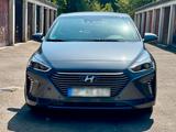Hyundai IONIQ 1.6l GDi HYBRID Premium - Hyundai IONIQ von privat