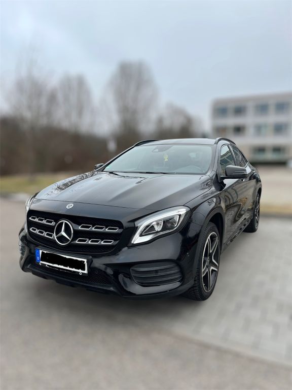 Image of Mercedes-Benz GLA 180