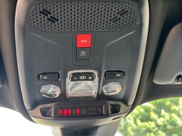 Peugeot 2008 Allure PureTech 100 AWR*ACC*SHZ*360°KAMERA