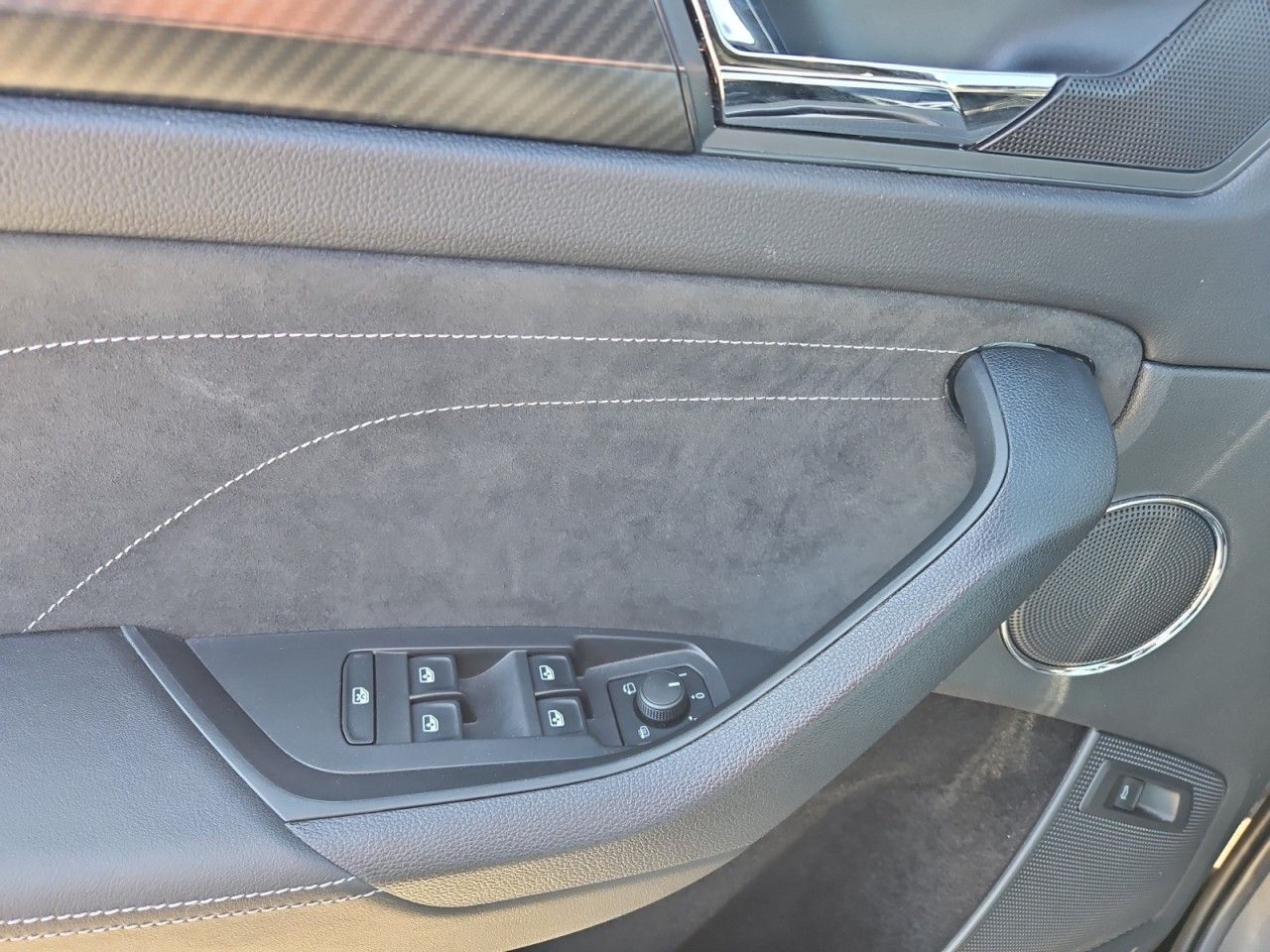 Fahrzeugabbildung SKODA Kodiaq Sportline DSG,4x4,AHK,Navi,Matrix,Canton