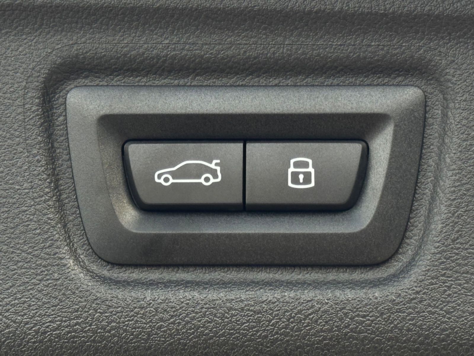 Fahrzeugabbildung BMW M3 Touring xDr Competition H&K LHZ HuD LHZ SBL