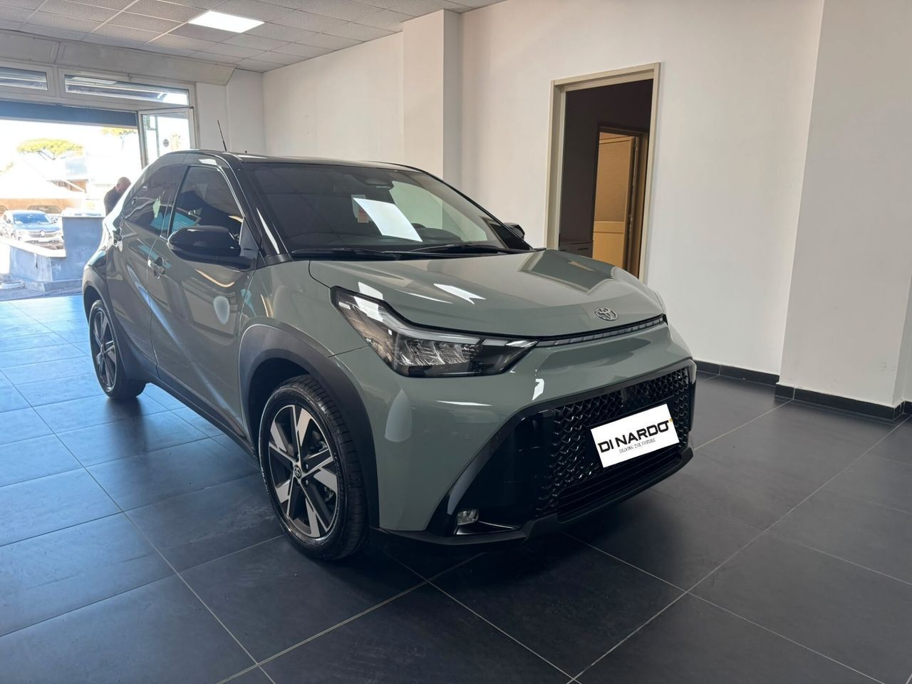 Toyota Aygo X 1.5 Hybrid 115 CV 5 porte Icon imagem 2