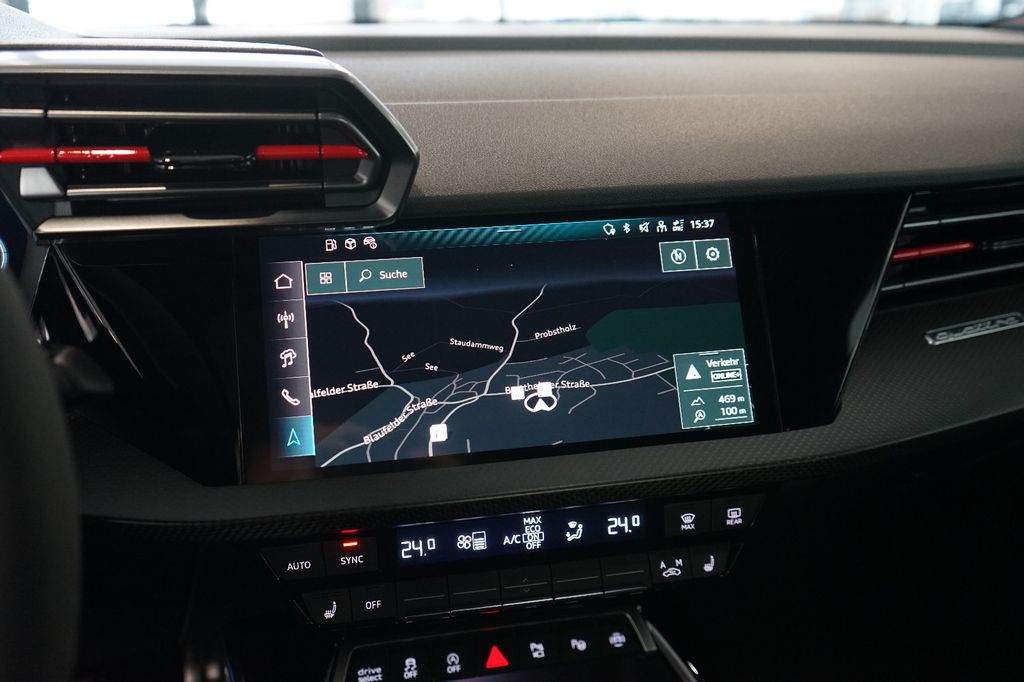 Audi RS3 Sportback | Schalensitze | Pano | SOFORT Audi RS3 Sportback | Schalensitze | Pano | SOFORT