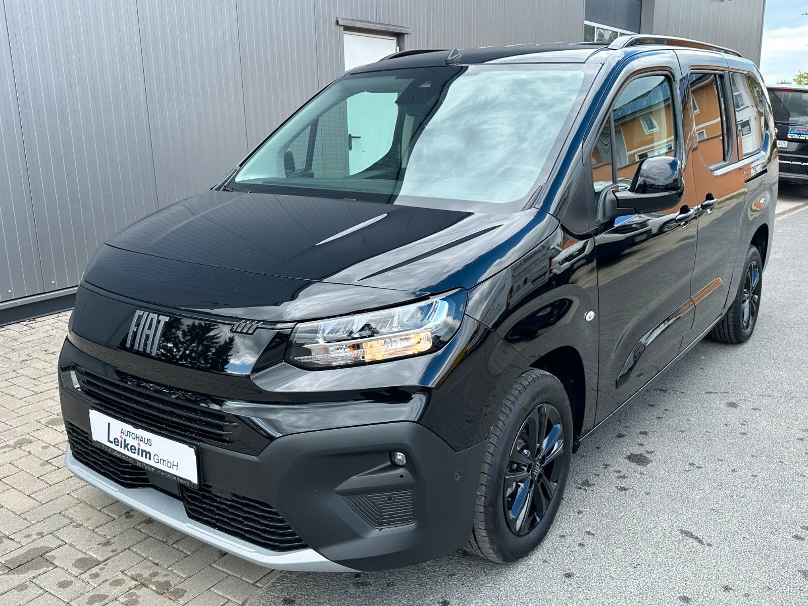 Gebrauchtwagen Fiat Doblo Doblo Kombi Maxi – 7-Sitzer; KAMERA; NAVI; ACC, in Oberfranken