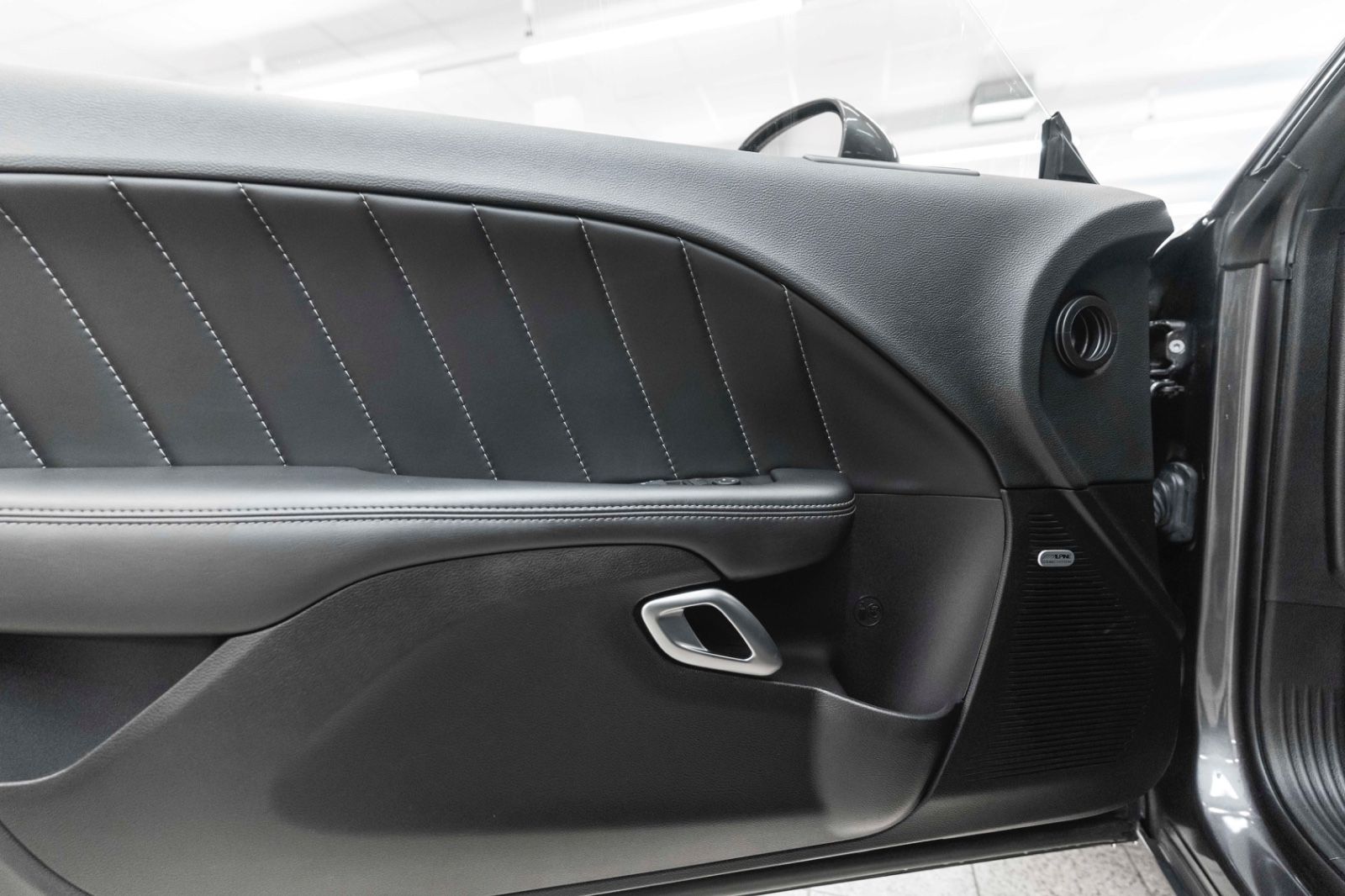Fahrzeugabbildung Dodge Challenger 6.4 R/T SCAT PACK KAM ALPINE TOTW
