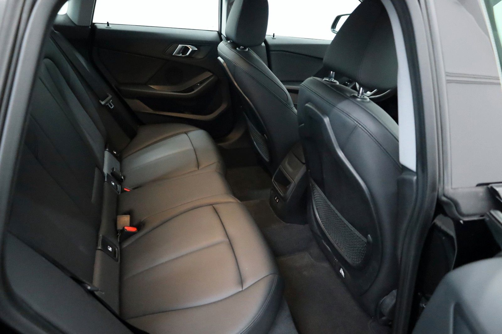 Fahrzeugabbildung BMW 220 d Advantage Gran Coupe,Leder,Navi,LED,PDC