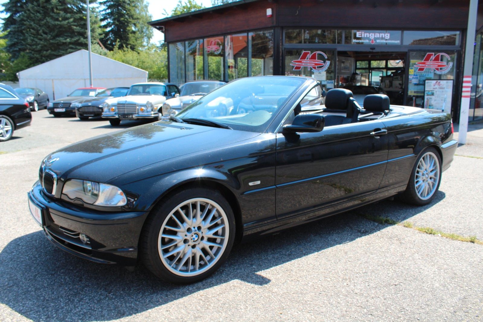330Ci CABRIO 1. Hand Scheckheft!!