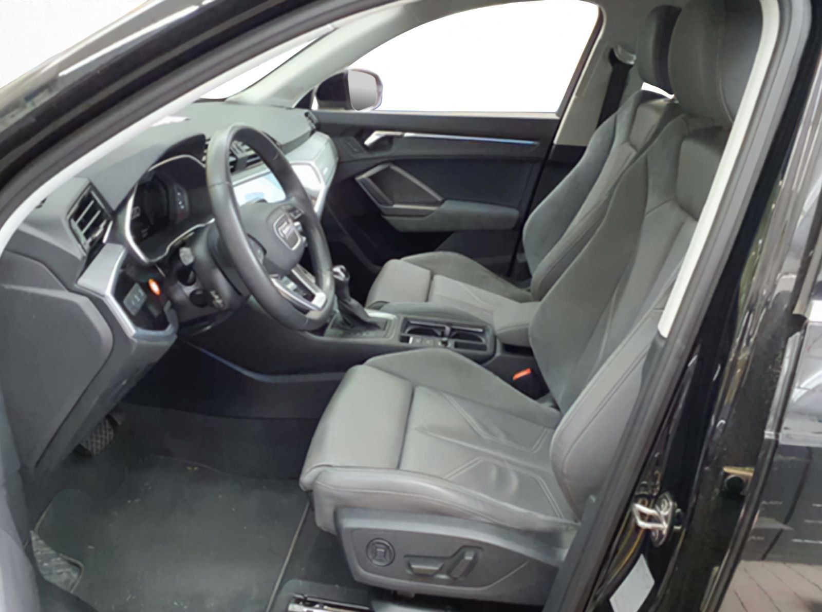 Audi Q3 40 TFSI qu advanced S tro Standh LED Virtual foto 3