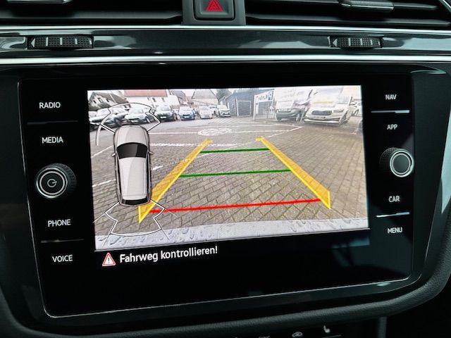 Tiguan R-Line 4Motion NAV;DCC;TWA;KAMERA