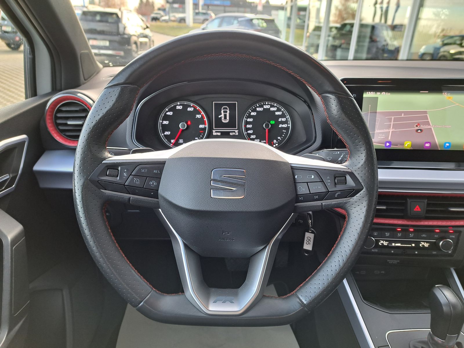 Fahrzeugabbildung SEAT Arona 1.0 TSI FR DSG MY 2022 LED NAVI PDC ALU