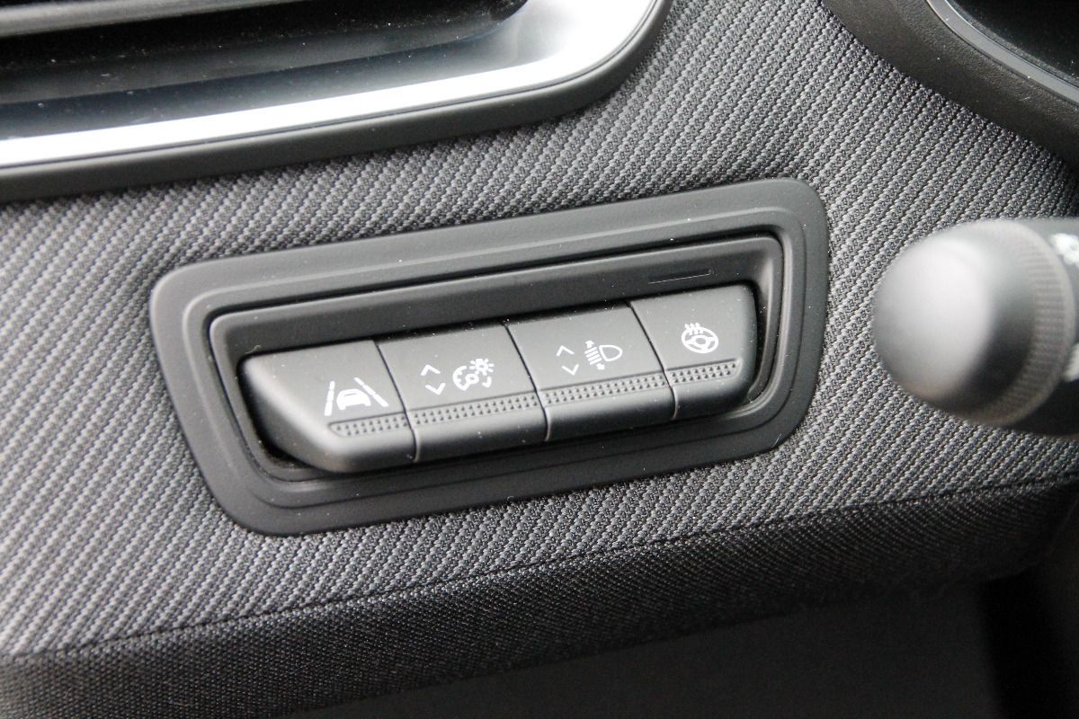 Fahrzeugabbildung Renault Clio ESPRIT ALPINE E-TECH FULL HYBRID 145