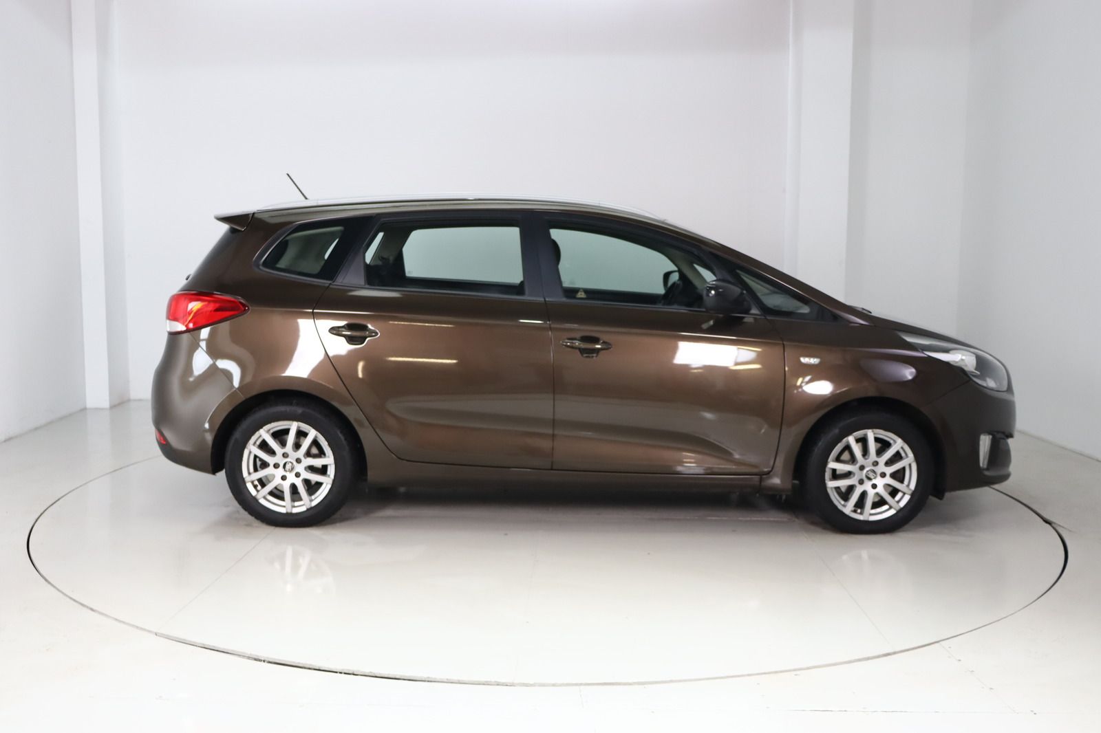 Fahrzeugabbildung Kia Carens 1.6 CVVT Klima * Sitzhzg. * PDC *