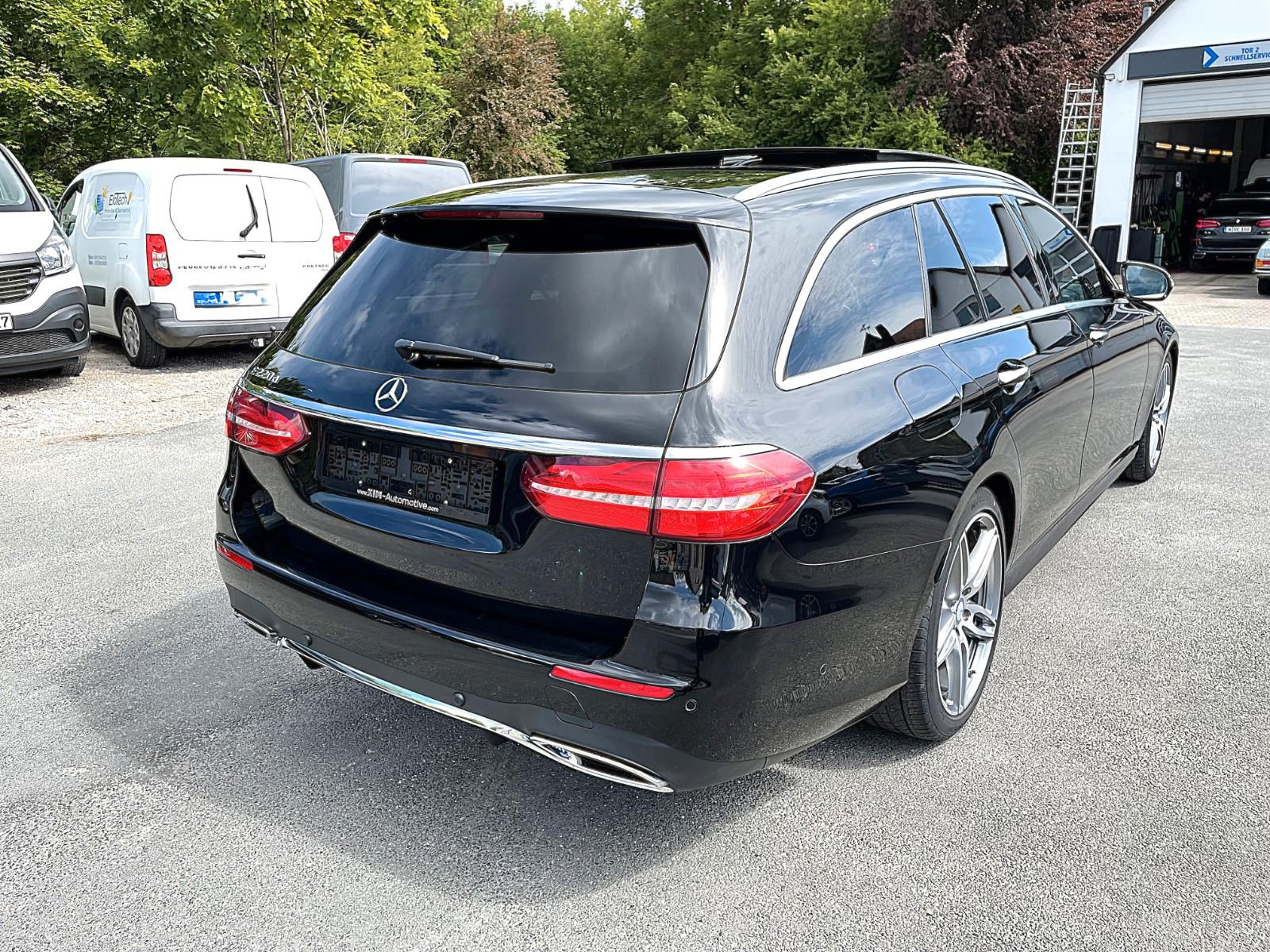 Mercedes-Benz E 220 d/AMG/PANORAMA/HEAD-UP/WEIDSCREEN/BURMESTE