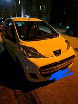 Peugeot 107 - Peugeot 107 in Duisburg
