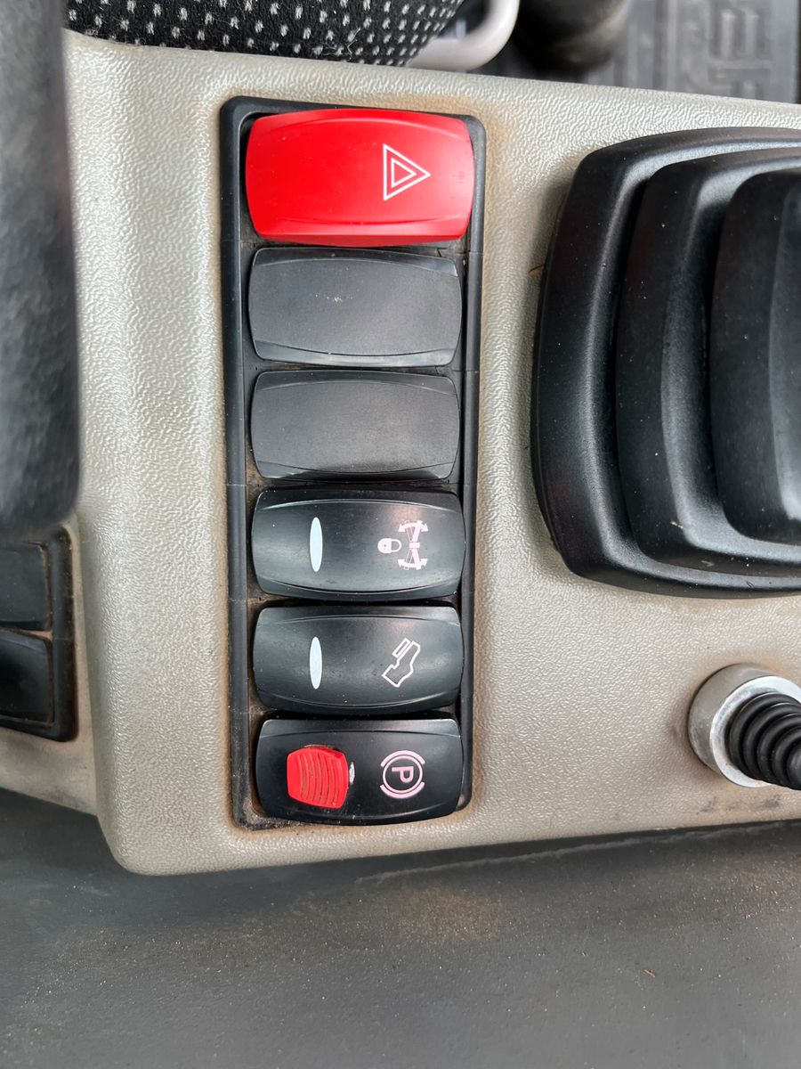 Fahrzeugabbildung Yanmar TW85 / 4.307h / Löffelpaket / Powertilt