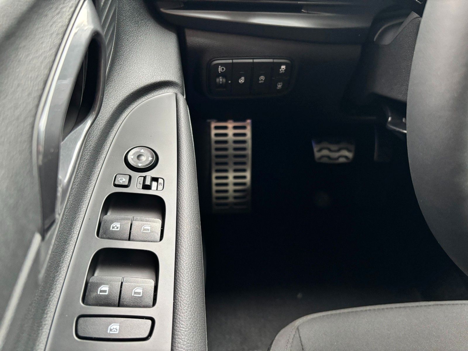 Fahrzeugabbildung Hyundai BAYON 1.0 Trend AT 100PS Navi/Kamera/SHZ!