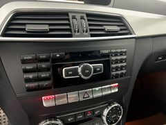 MERCEDES-BENZ C 200 CDI / AMG-LINE / NUR 67.tKM / 1.HD /