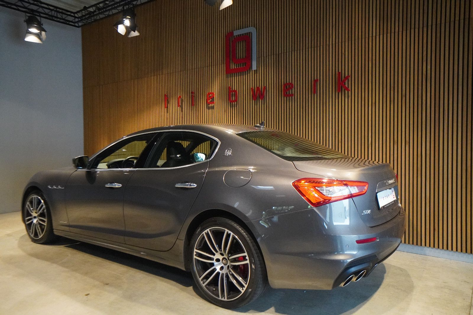 Maserati Ghibli 3.0 V6 GranSport S Q4-U-Frei-BRD-Traum foto 3