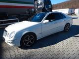 Mercedes-Benz E 300  Panorama / Leder   / Euro 5 - gebrauchte Mercedes-Benz E 300 aus dem Jahr 2009