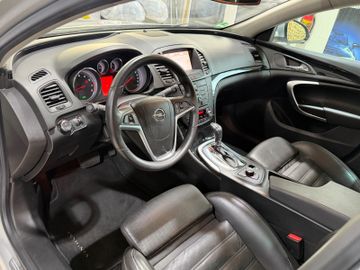 Opel Insignia - 2