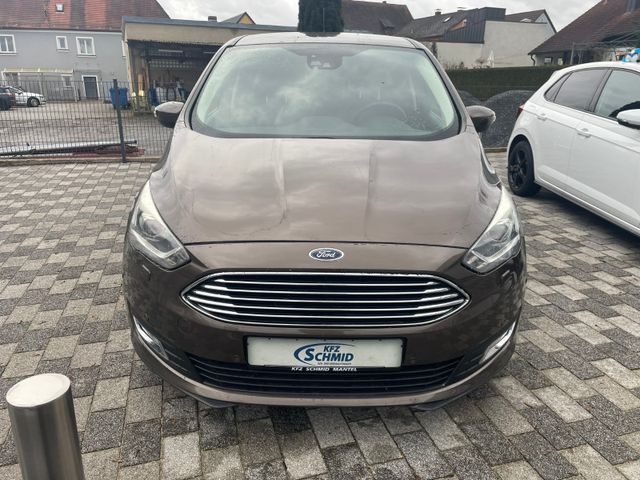 Ford C-Max Titanium